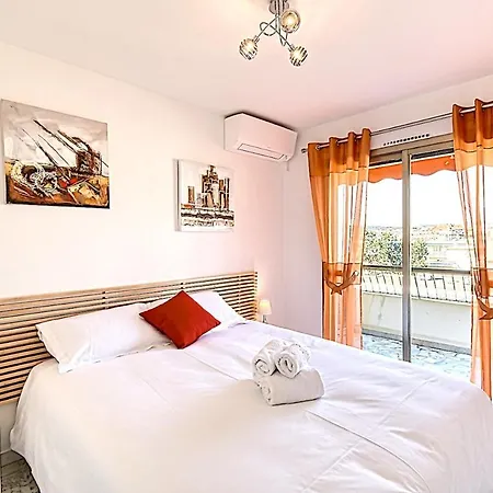 9 Lac - Nice 4 Pers With Parking And Terrace * Κάννες